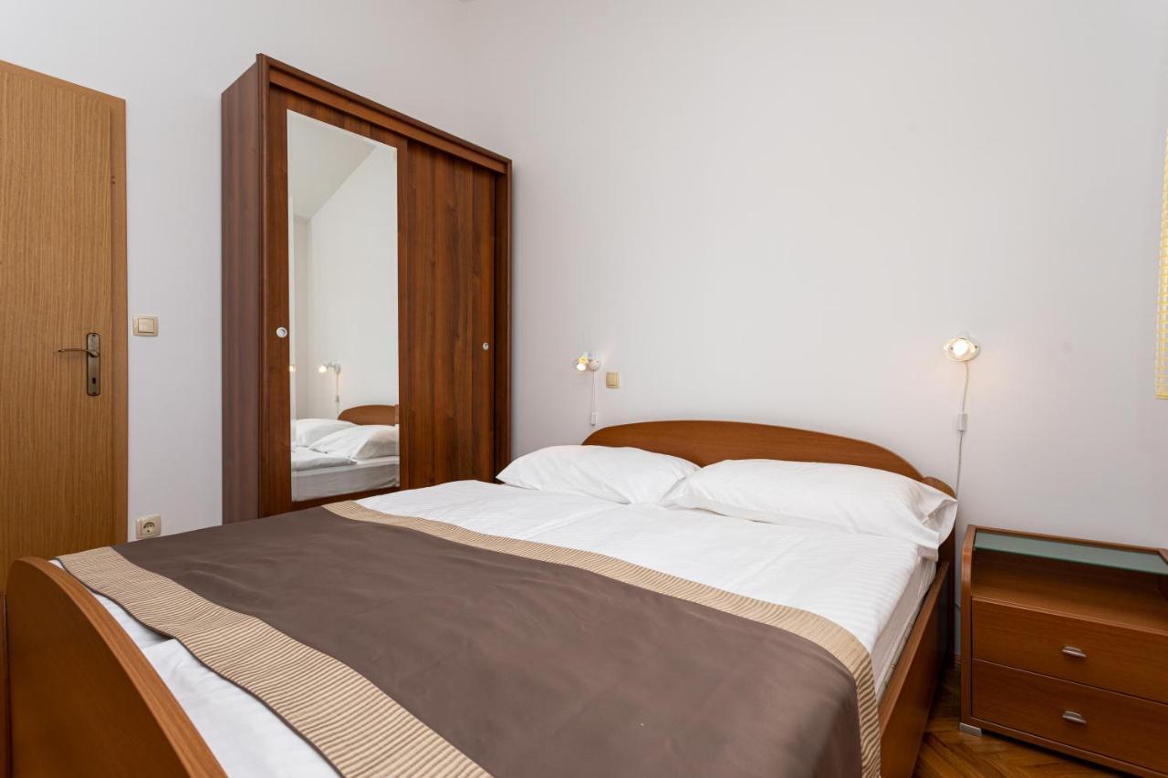 Apartment Crnekovic Iv