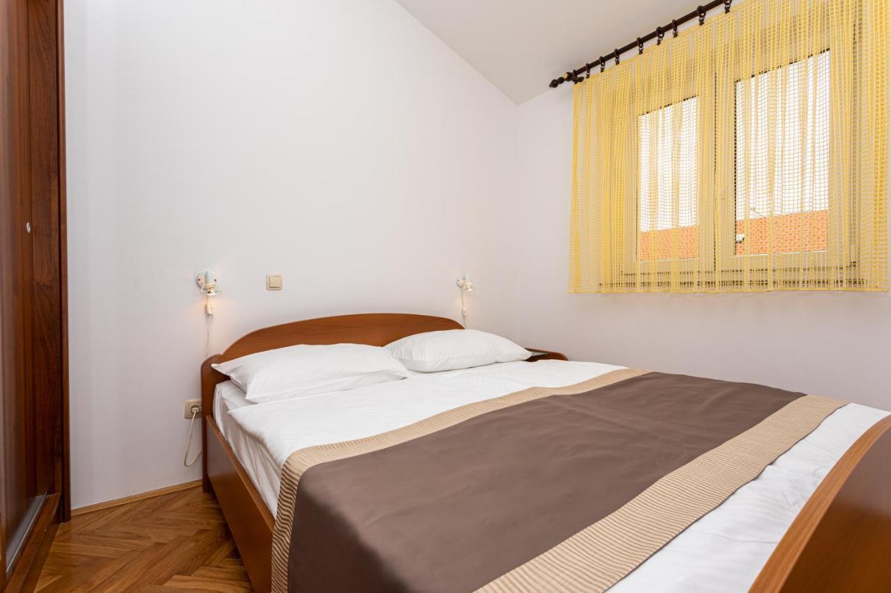 Apartment Crnekovic Iv Baska (Krk)
