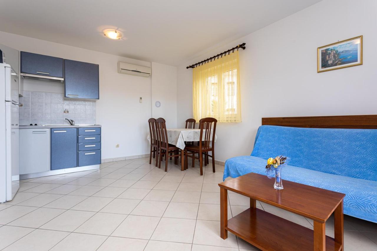 Apartment Crnekovic Iv